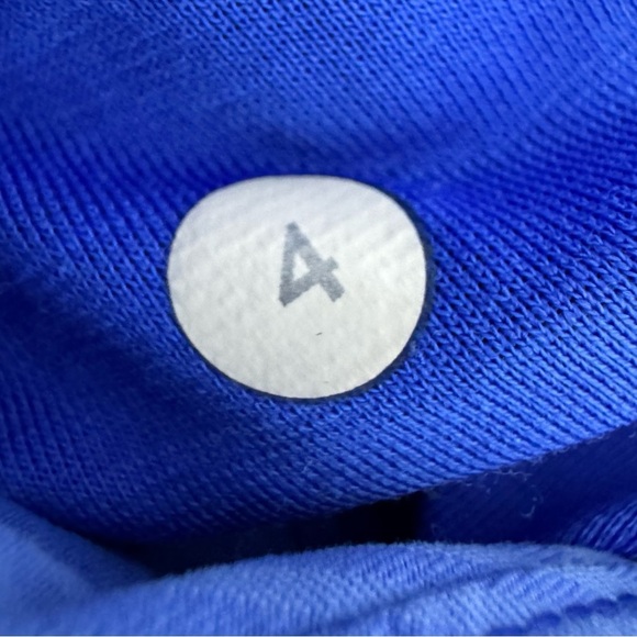 Lululemon Dance Studio Crop Pants Size 4 Pipe Dream Blue Yoga Athleisure Workout - Picture 5 of 6